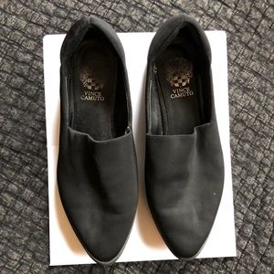 NEOPRENE SLIP-ONS - Vince Camuto